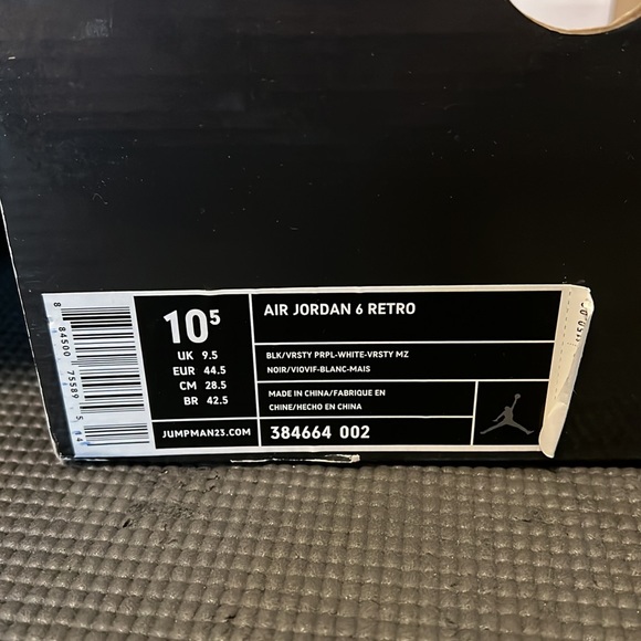 Air Jordan 6 Retro  Lakers - Picture 7 of 7